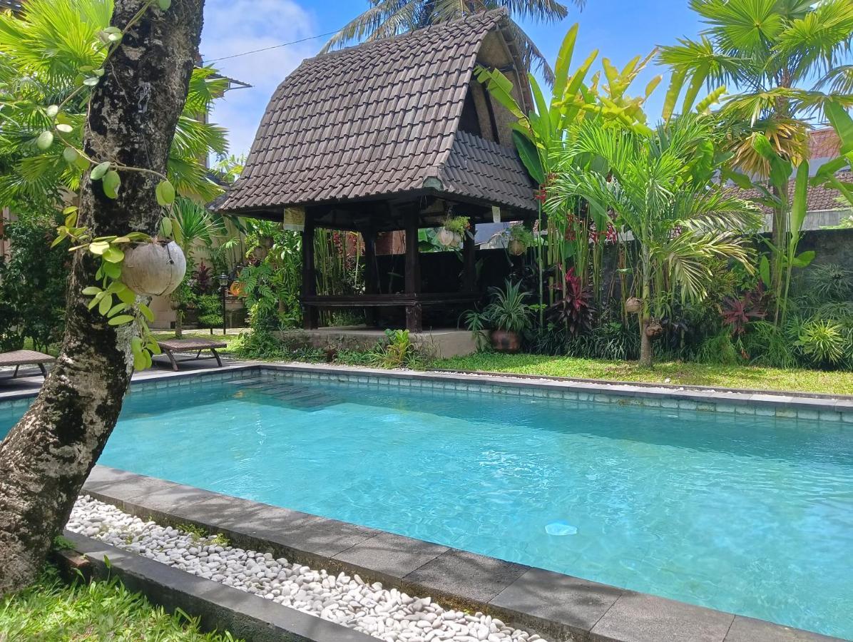 Kama Ayu Bungalow Ubud  Bagian luar foto